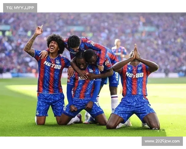 霍芬海姆vs法兰克福半场：新援阿迈穆尼助攻，主队2-0领先